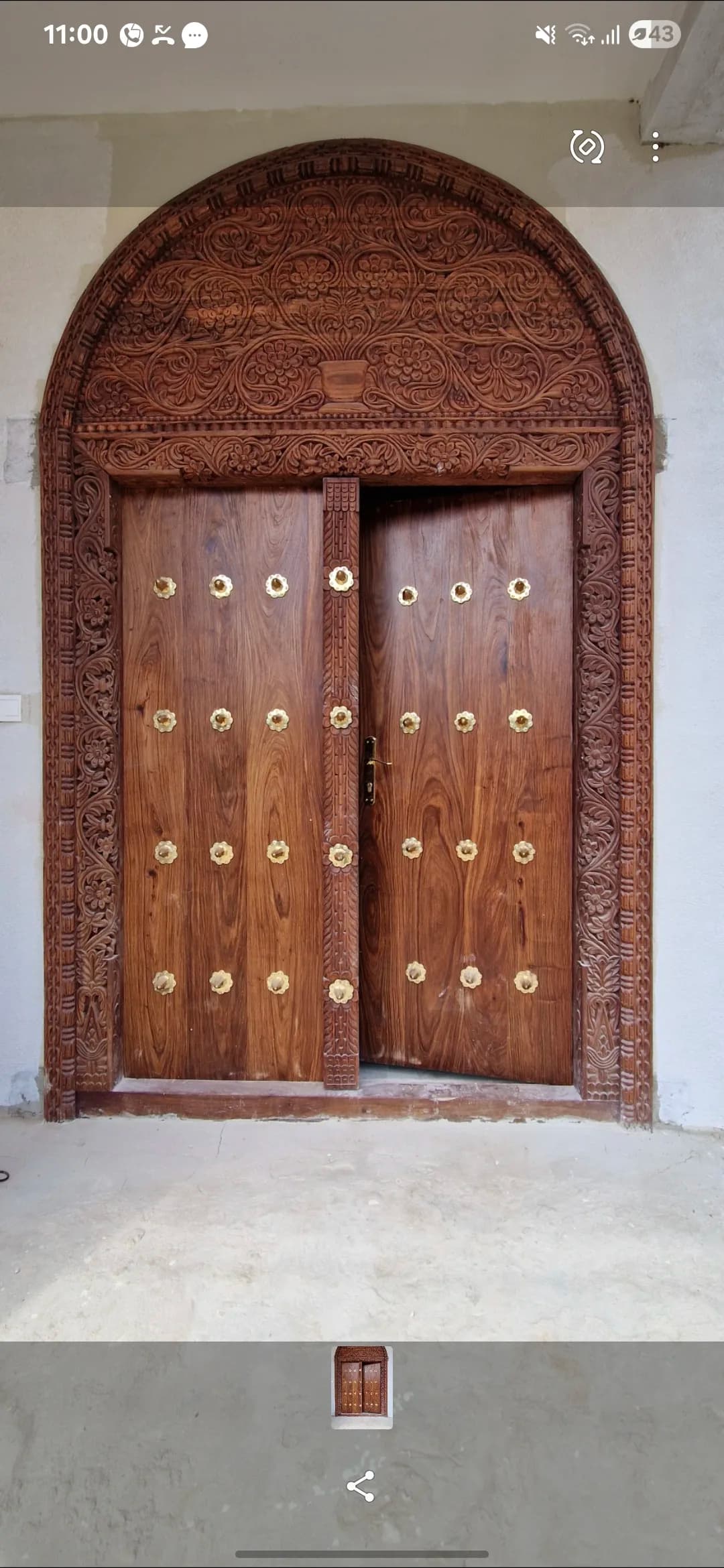 Traditional Zanzibari Carved Door - Premium Detail